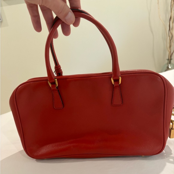 Prada bag - Picture 2 of 5